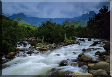 DRAKENSBERG Magnificent Mountain